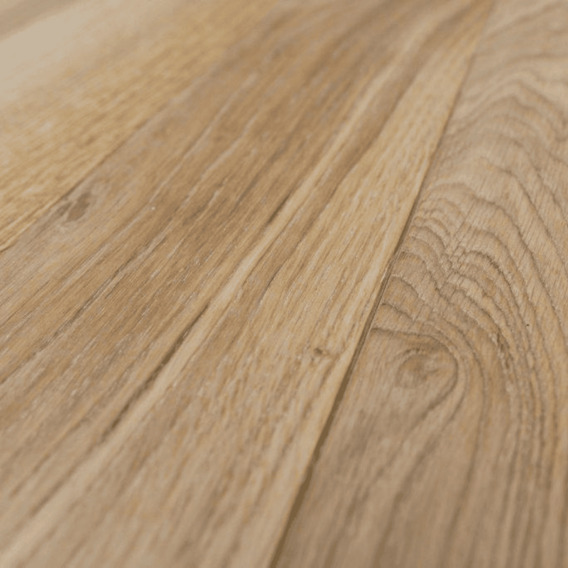 Parchetul multi stratificat are o suprafață uleiată, bizotate pe patru laturi, stil natural japandi, modern sau rustic.